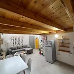 Dario's Loft In City. *