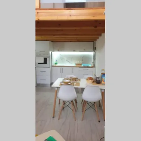 Dario's Loft In City. Vlorë